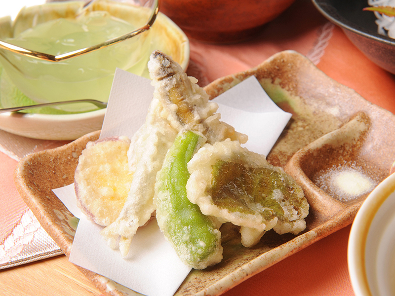 祖谷の「旨い」を召し上がれ